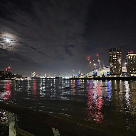 Luxury Apartment In Canary Wharf Лондон Экстерьер фото