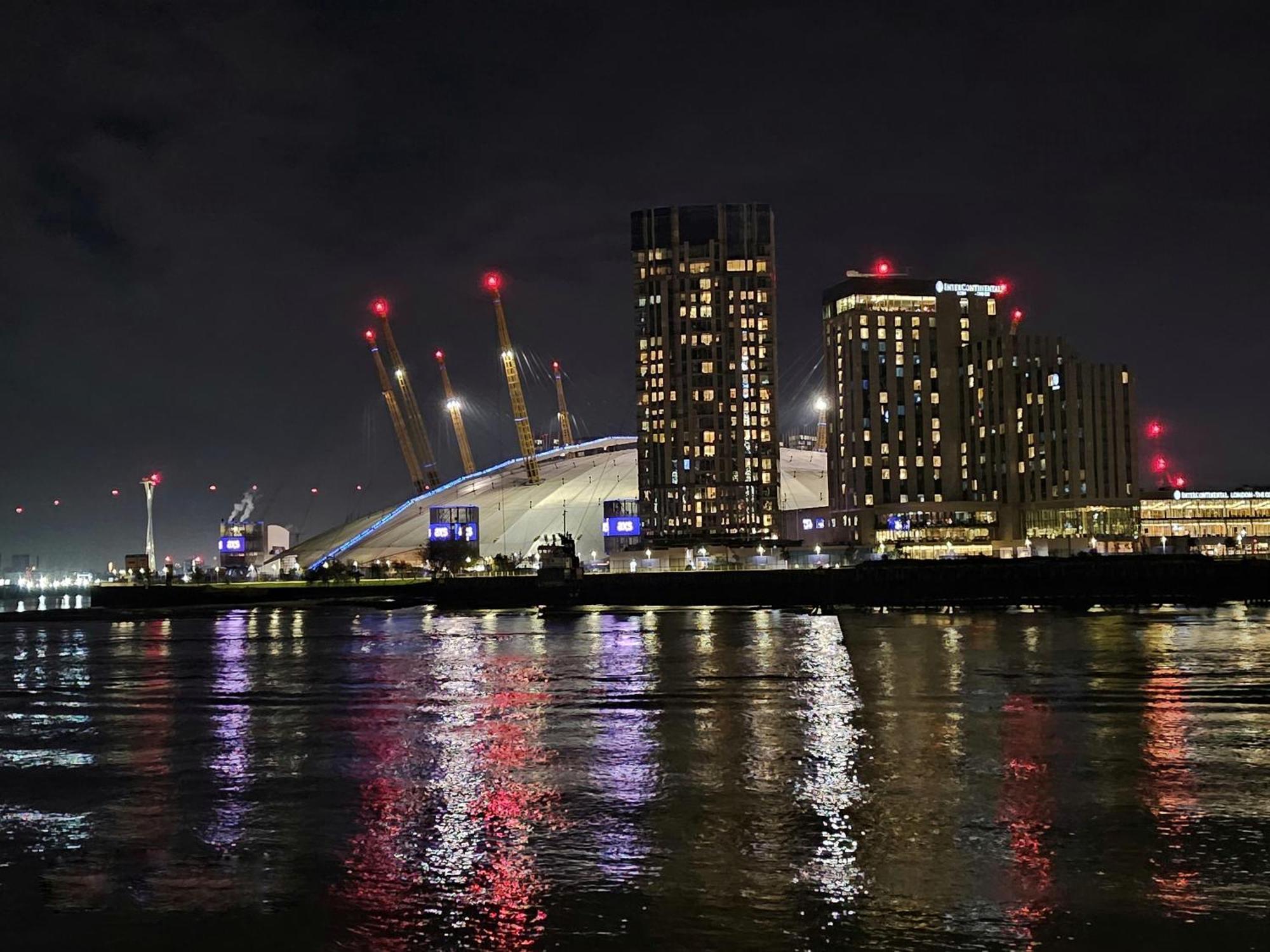 Luxury Apartment In Canary Wharf Лондон Экстерьер фото